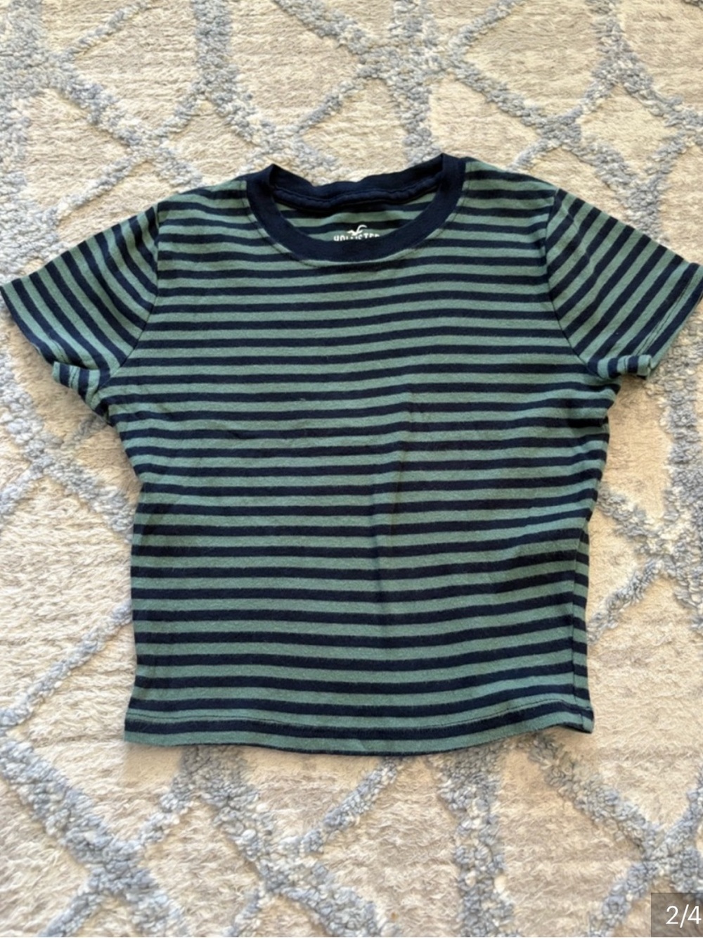 3 for $14 Hollister Navy and Green Horizontal Stripe Short Sleeve Tee size xs